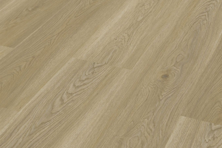corpet_vinylboden_Samurai_Tennoeiche_rohholzoptik_823_schraeg-scaled